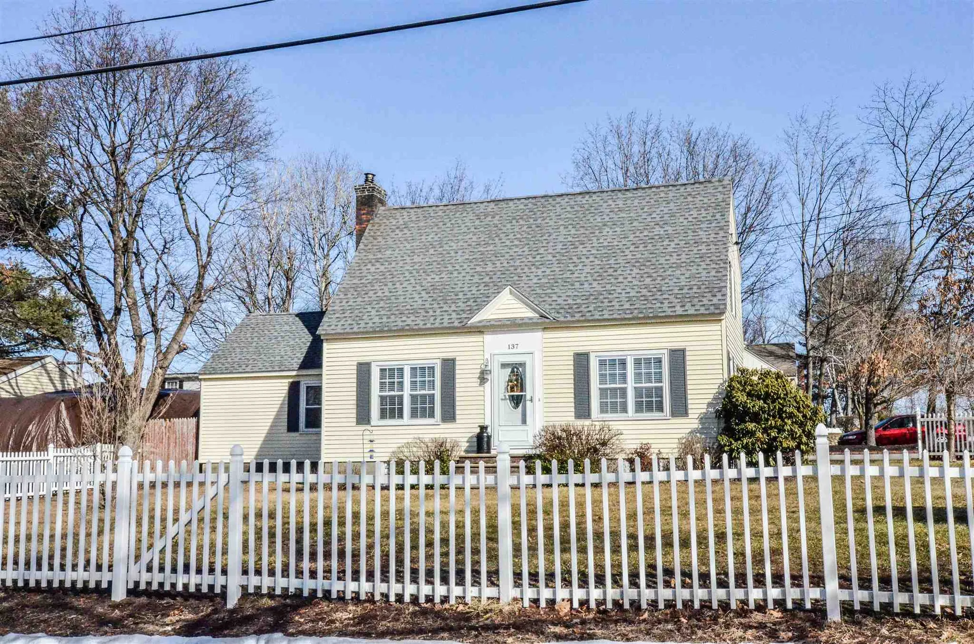 137 Edmond Street Goffstown NH 03045