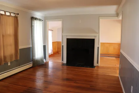 205 Knollwood Avenue Nashua NH 03060