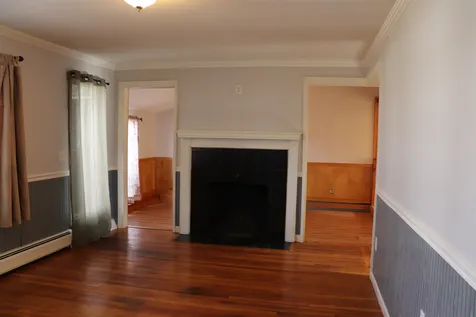 205 Knollwood Avenue Nashua NH 03060