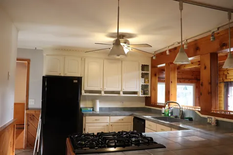 205 Knollwood Avenue Nashua NH 03060