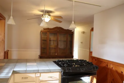 205 Knollwood Avenue Nashua NH 03060