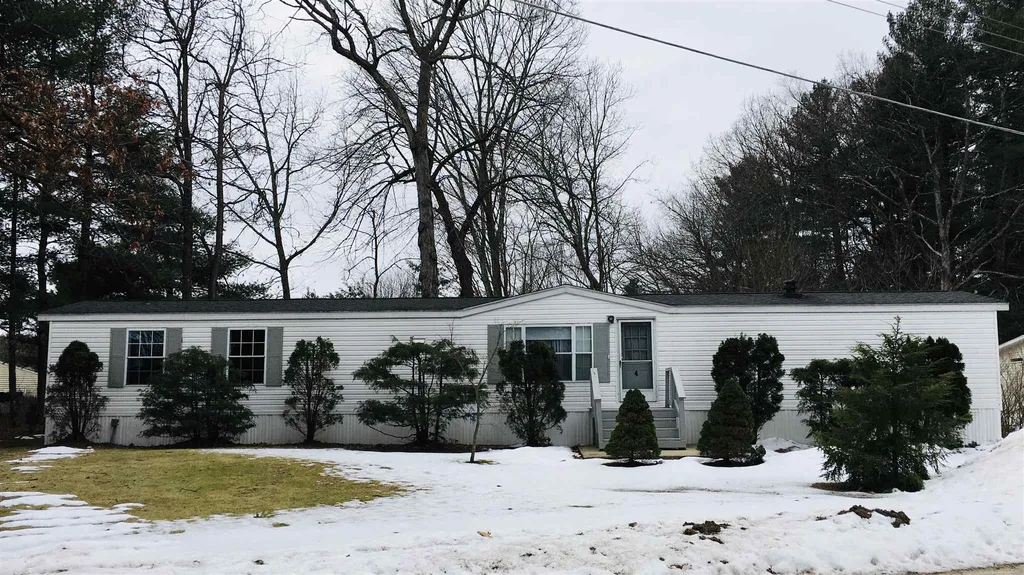 4 Keith Street Nashua NH 03062