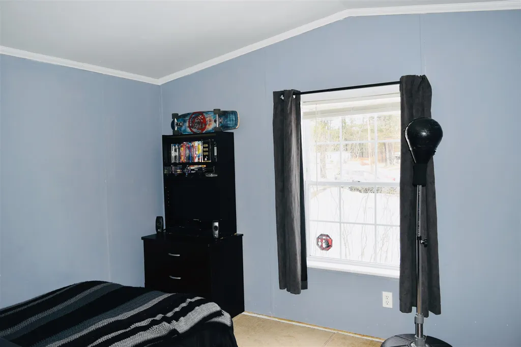 4 Keith Street Nashua NH 03062