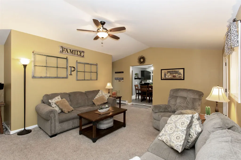 16 Gilbert Road Allenstown NH 03275