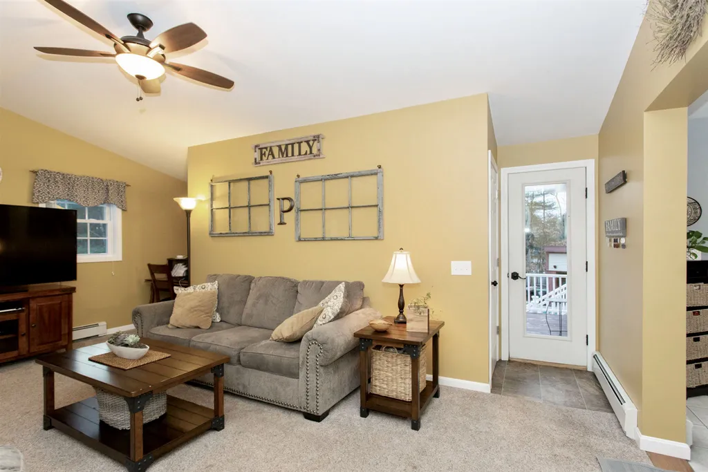 16 Gilbert Road Allenstown NH 03275