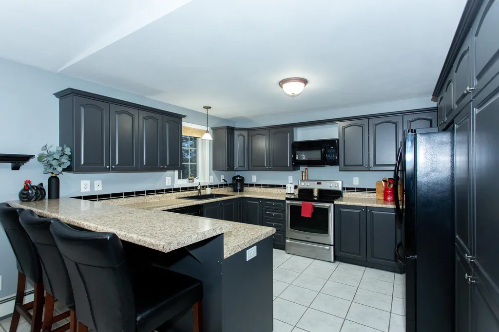 16 Gilbert Road Allenstown NH 03275