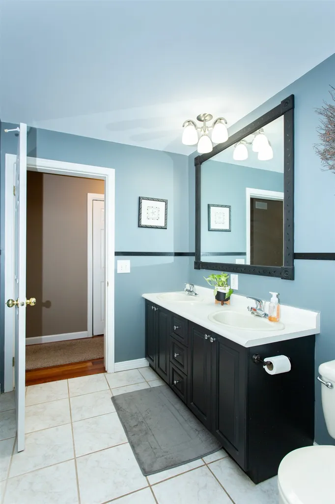 16 Gilbert Road Allenstown NH 03275