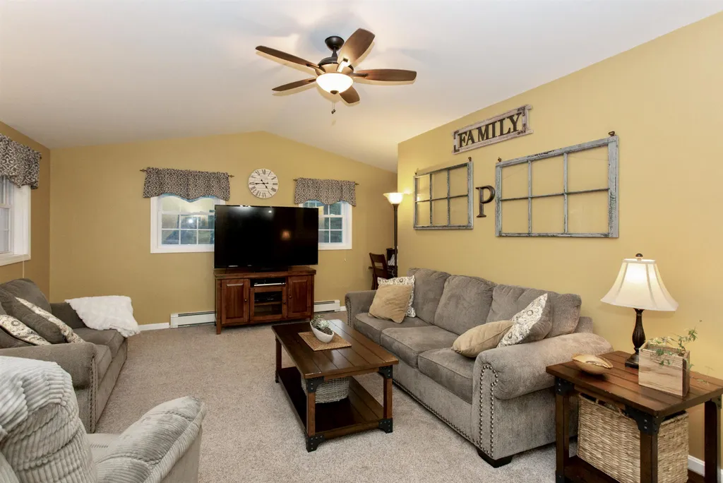 16 Gilbert Road Allenstown NH 03275