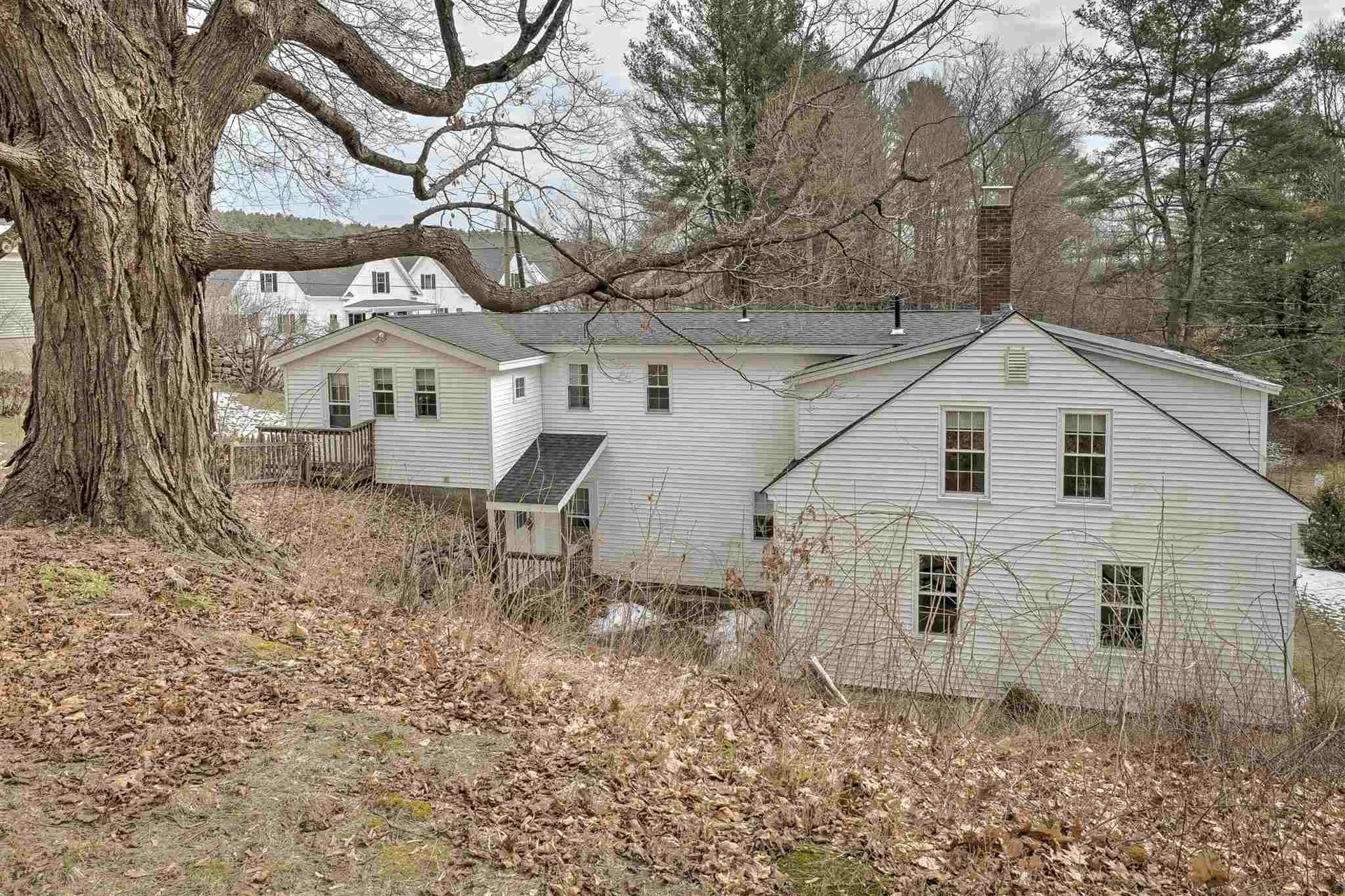 8 Vine Street Peterborough NH 03458