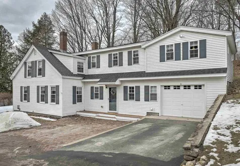 8 Vine Street Peterborough NH 03458