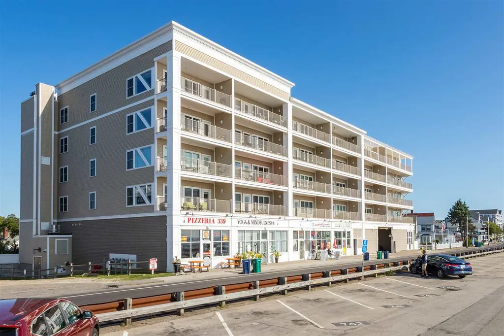339 Ocean Boulevard Hampton NH 03842