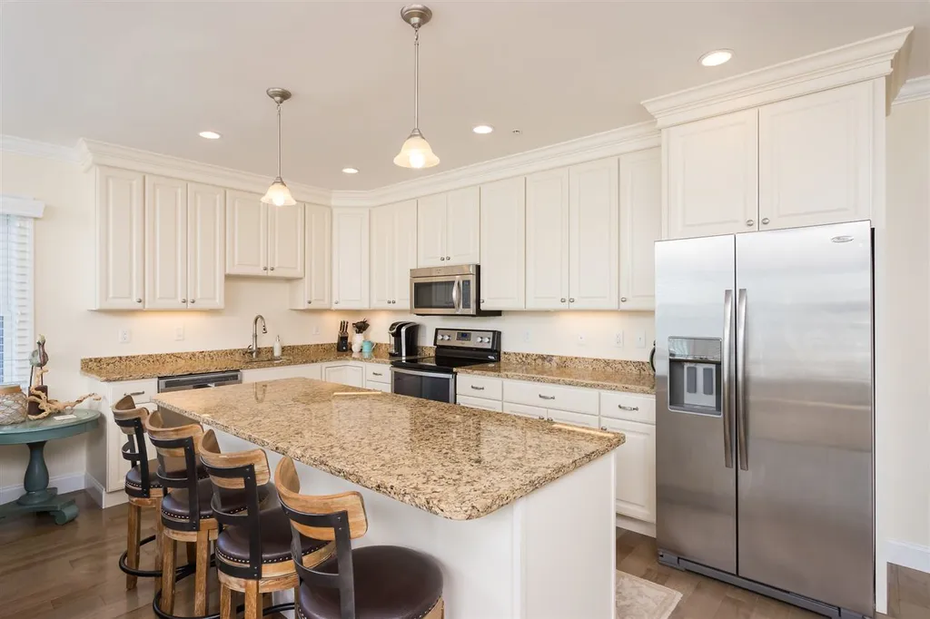 339 Ocean Boulevard Hampton NH 03842