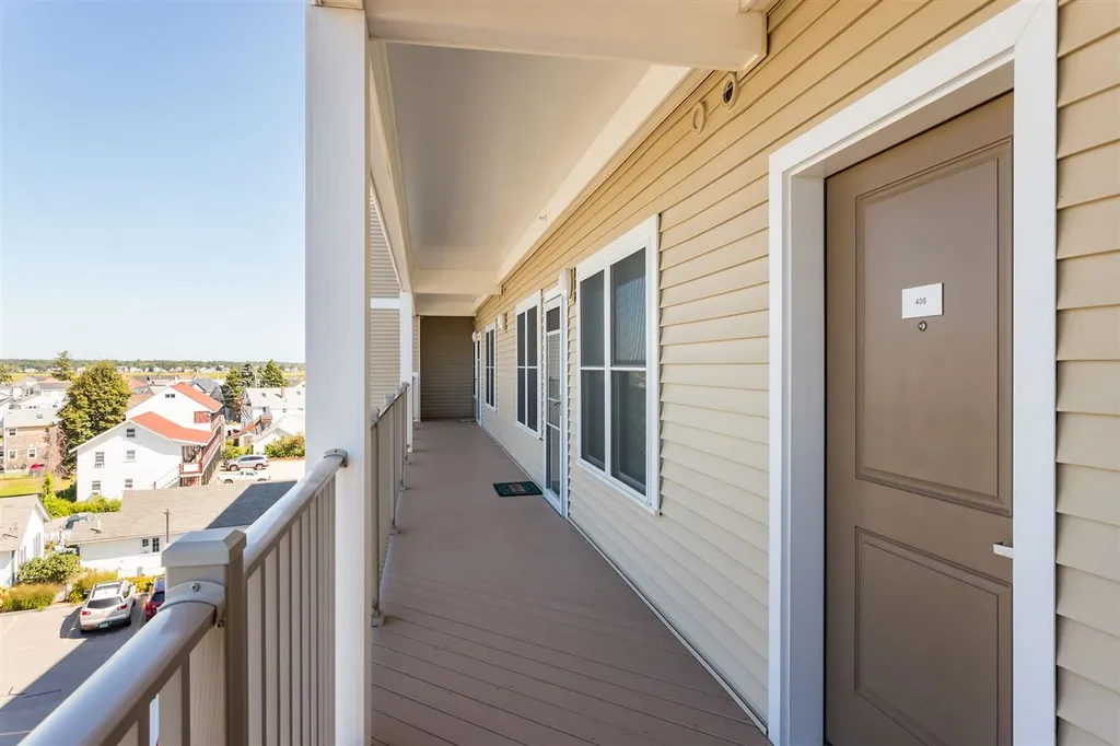 339 Ocean Boulevard Hampton NH 03842