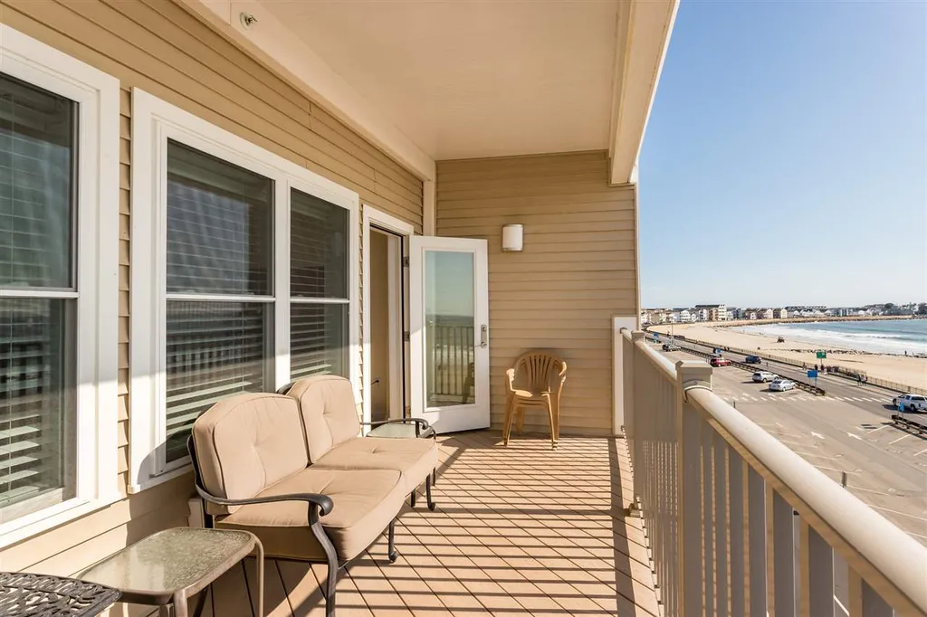 339 Ocean Boulevard Hampton NH 03842