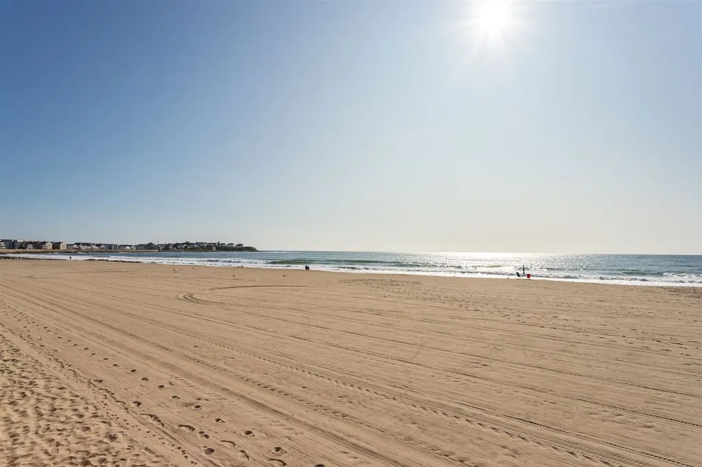 339 Ocean Boulevard Hampton NH 03842