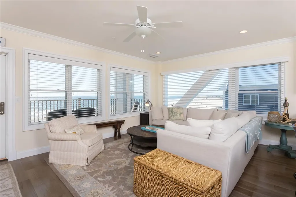 339 Ocean Boulevard Hampton NH 03842