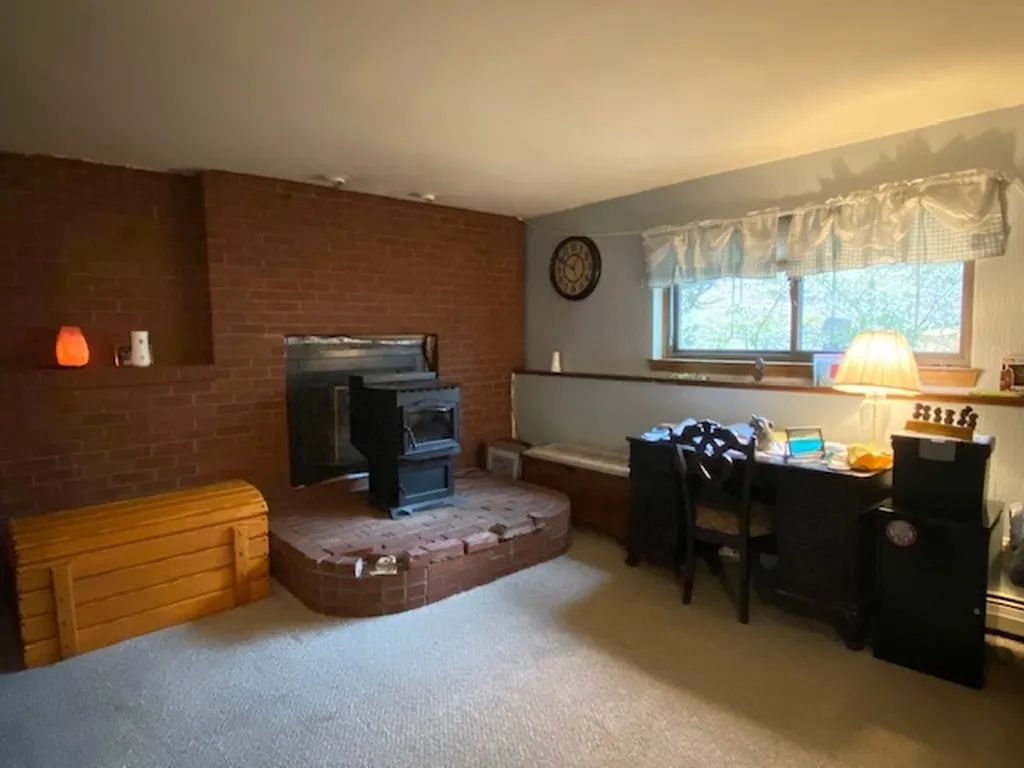 20 Cunningham Drive Derry NH 03038
