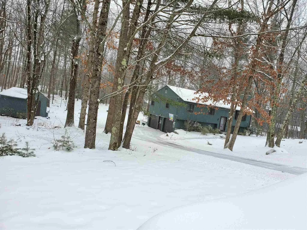 20 Cunningham Drive Derry NH 03038