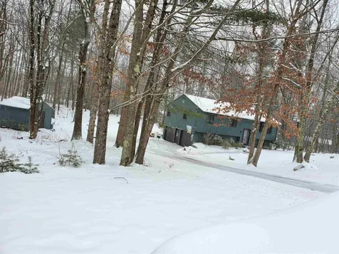 20 Cunningham Drive Derry NH 03038