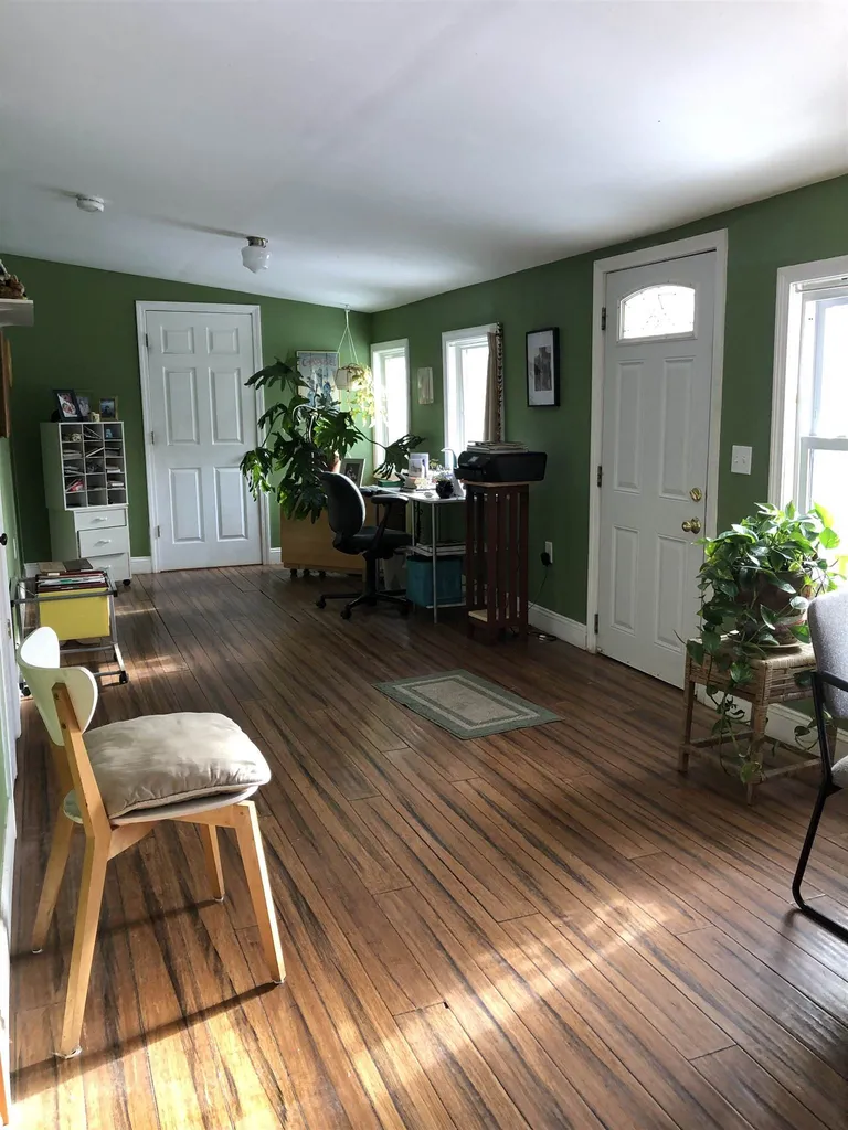 31 Stanbury Road Burlington VT 05408
