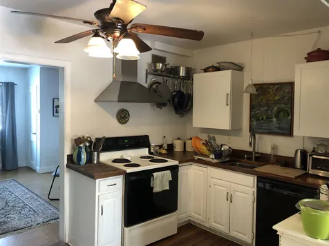 31 Stanbury Road Burlington VT 05408