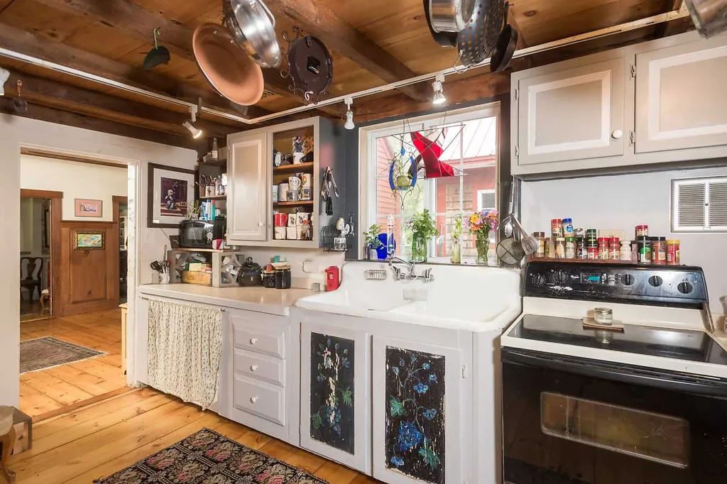 15 Jack Rabbit Lane Stratham NH 03885