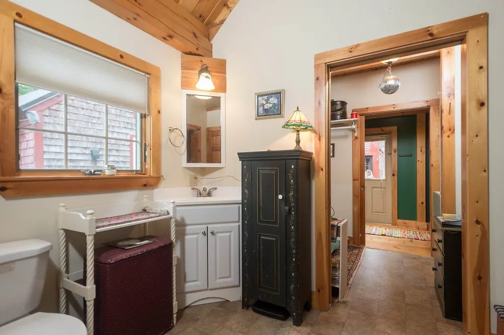 15 Jack Rabbit Lane Stratham NH 03885