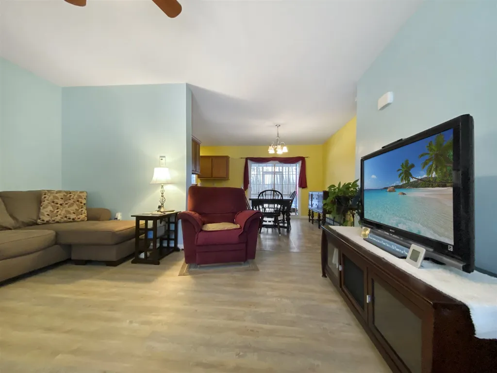 88 Pine Grove Circle North Hero VT 05474