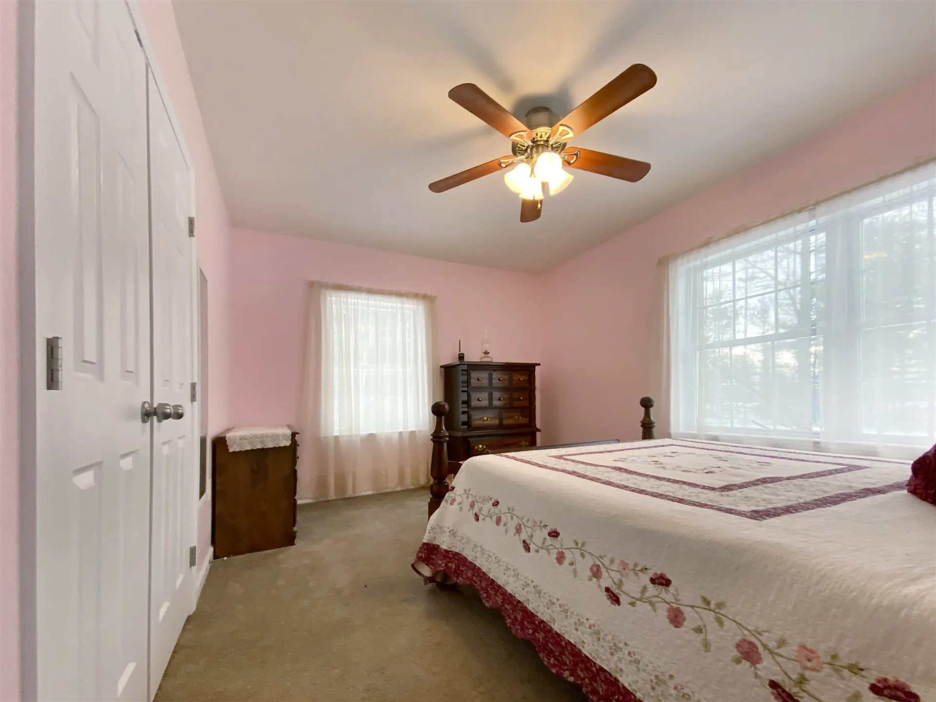 88 Pine Grove Circle North Hero VT 05474