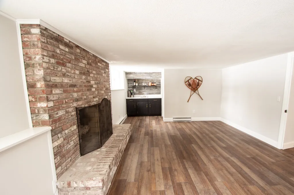 12 Bacon Drive Gilford NH 03249