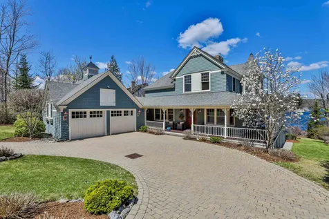 23 Lake Avenue Sunapee NH 03782