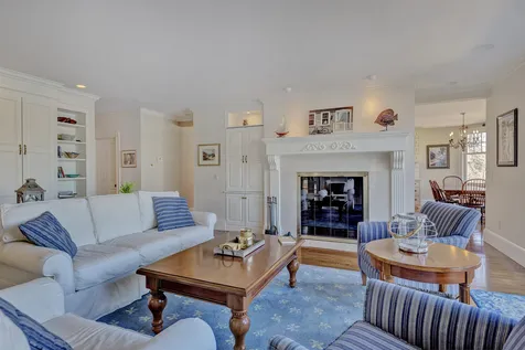 23 Lake Avenue Sunapee NH 03782