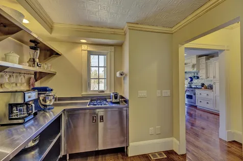 23 Lake Avenue Sunapee NH 03782