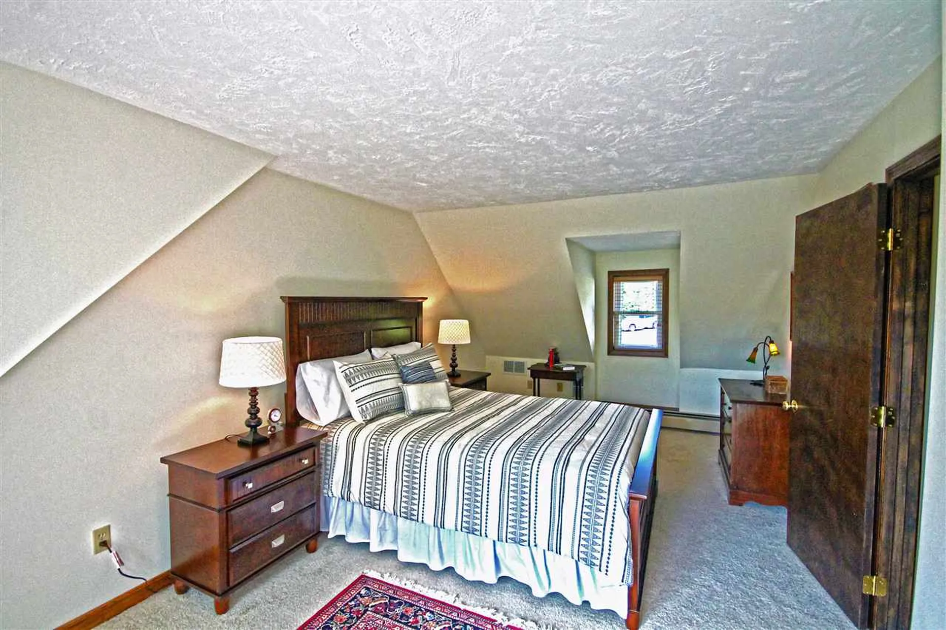 40 Cascade Circle Manchester NH 03103