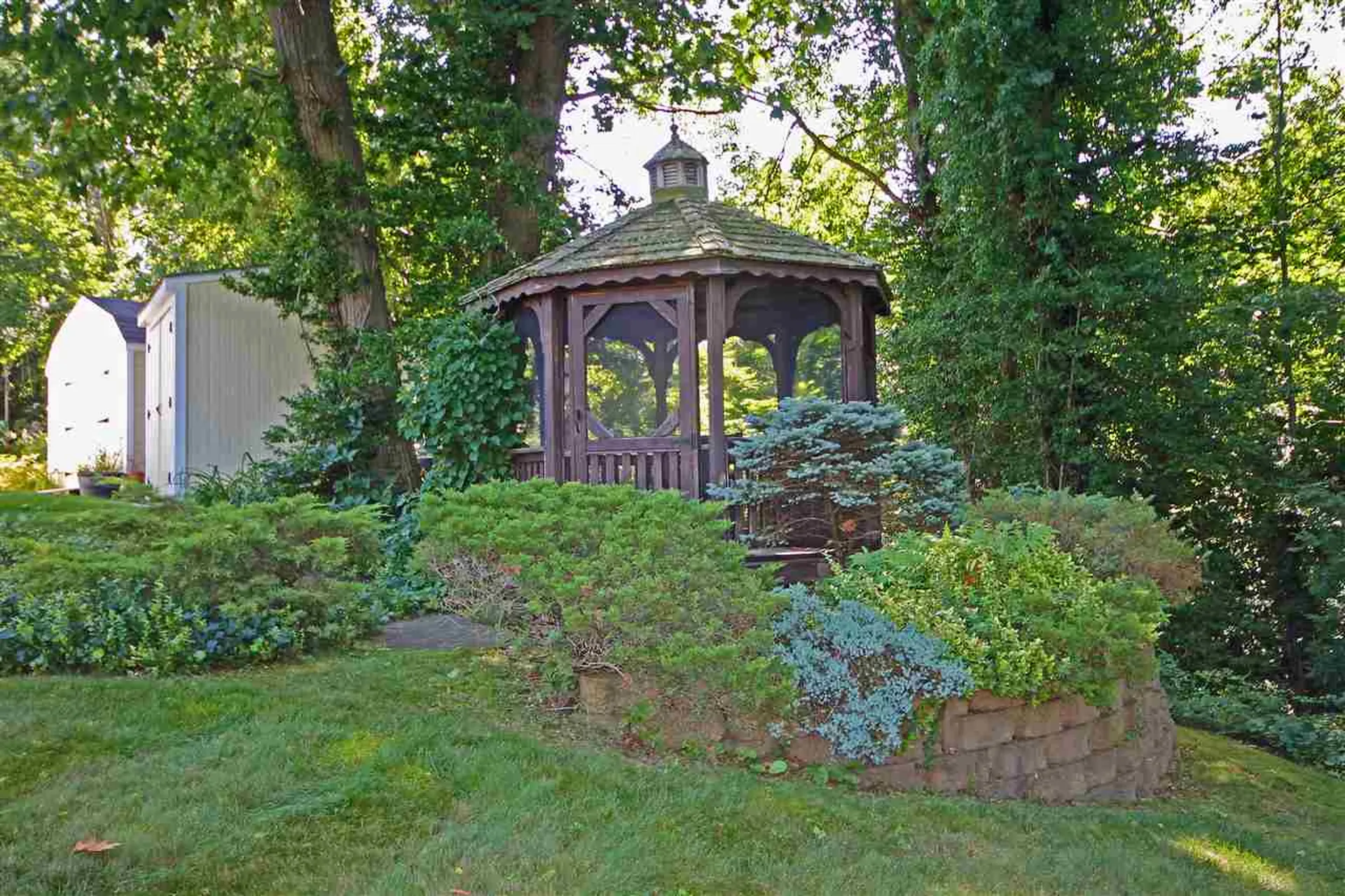 40 Cascade Circle Manchester NH 03103