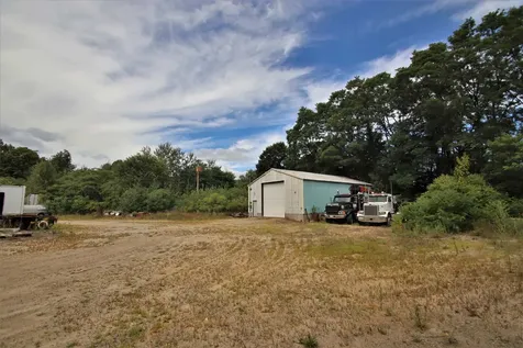 1536 Rumney Route 25 Rumney NH 03266