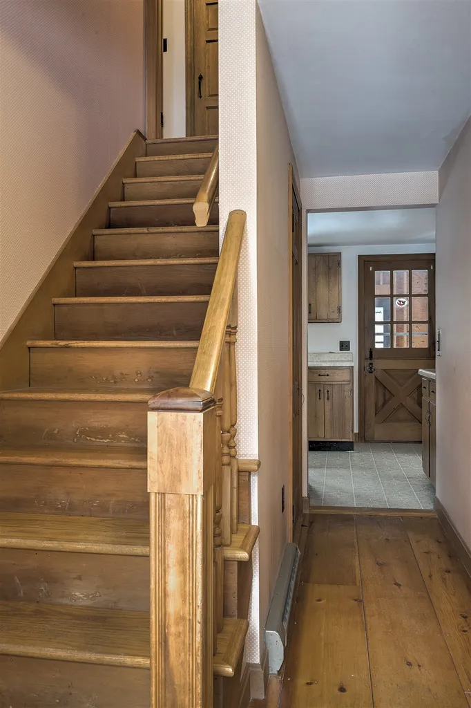 106 Twin Brook Road Chesterfield NH 03443