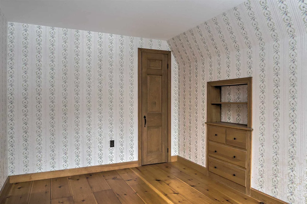 106 Twin Brook Road Chesterfield NH 03443