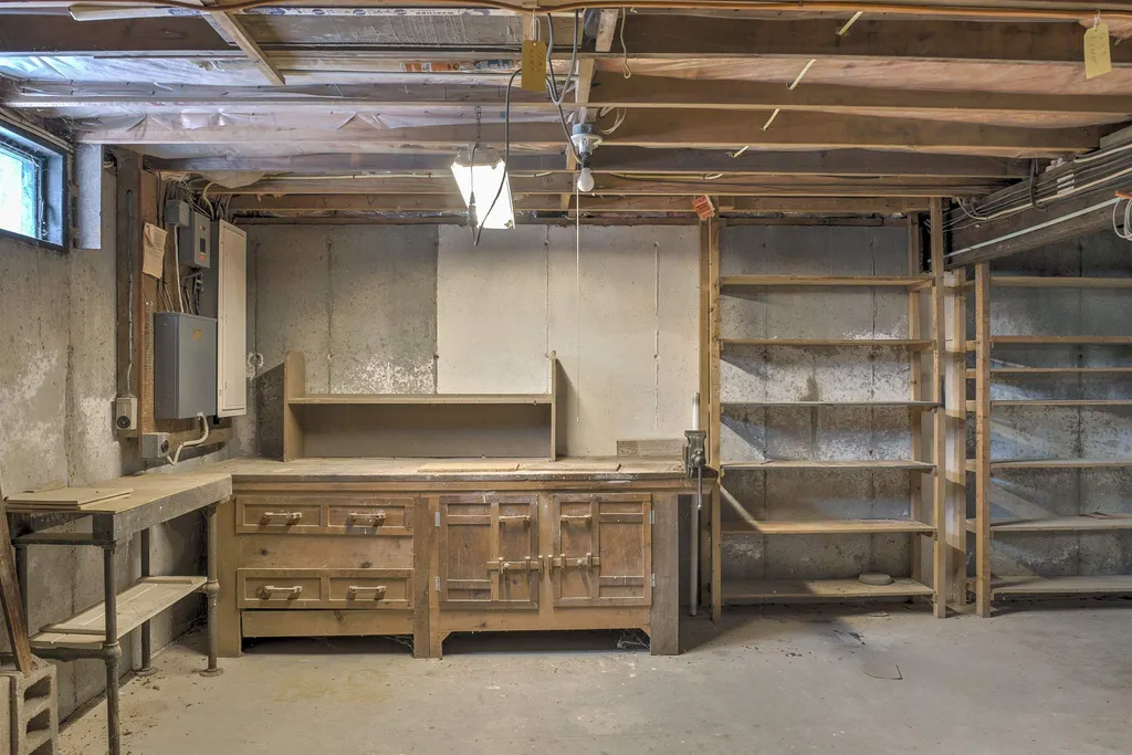 106 Twin Brook Road Chesterfield NH 03443