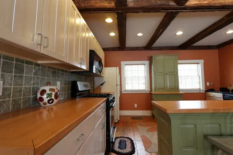 17 Governor Mattocks Road Peacham VT 05862