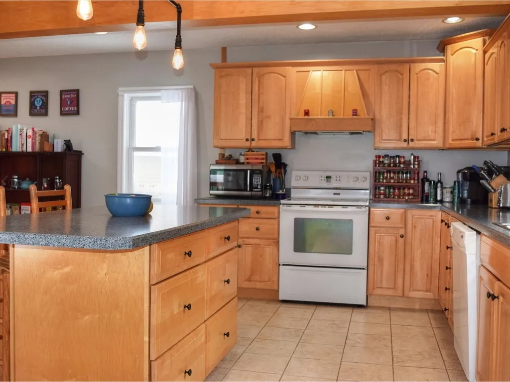 73 Ashford Lane Waterbury VT 05676