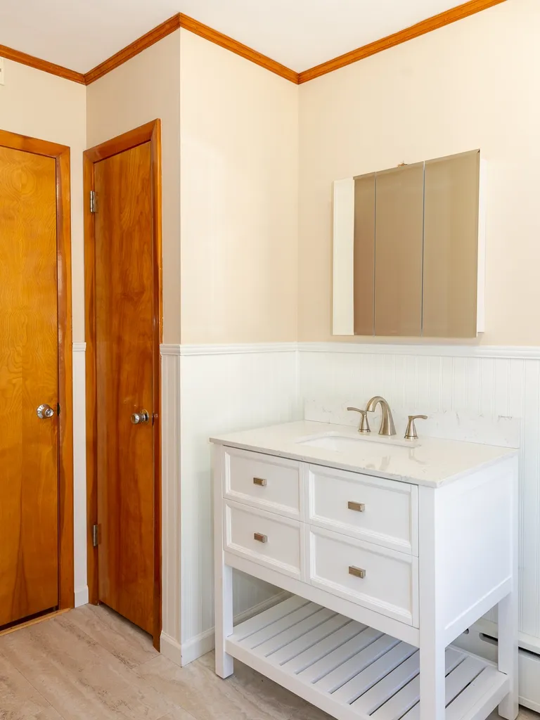 7 Spruce Lane Dover NH 03820