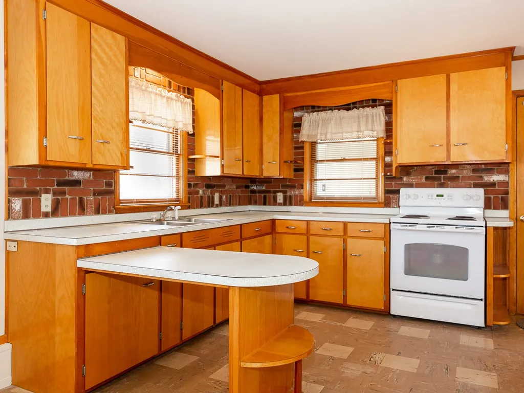7 Spruce Lane Dover NH 03820