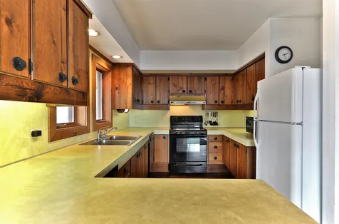 235 Upper Sparrow Hawk Road Rochester VT 05767