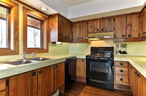 235 Upper Sparrow Hawk Road Rochester VT 05767