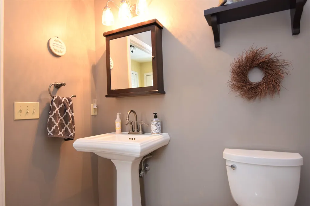 219 Miller Pond Road Grantham NH 03753