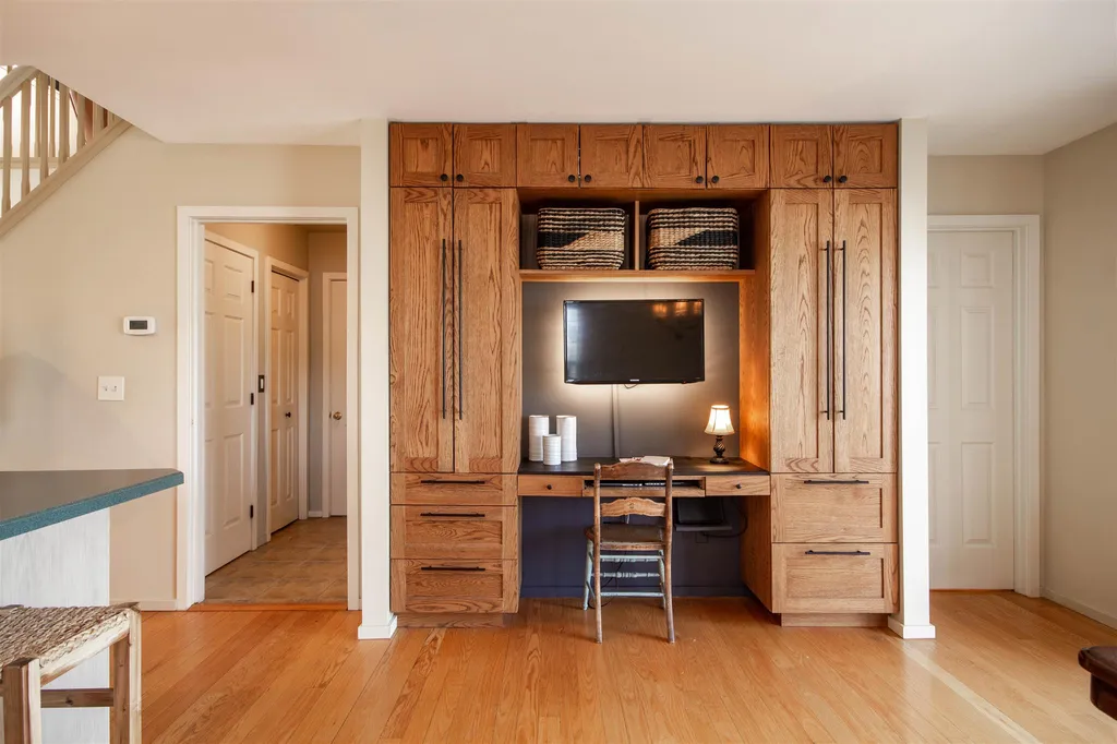 10 Bluestar Lane South Burlington VT 05403