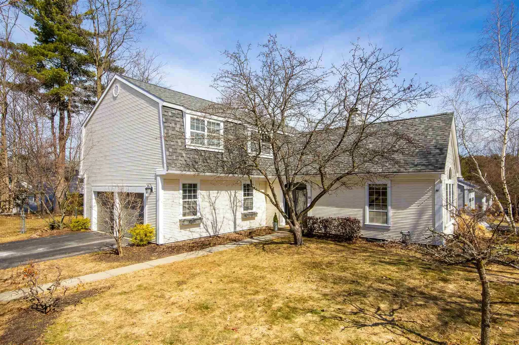 10 Bluestar Lane South Burlington VT 05403