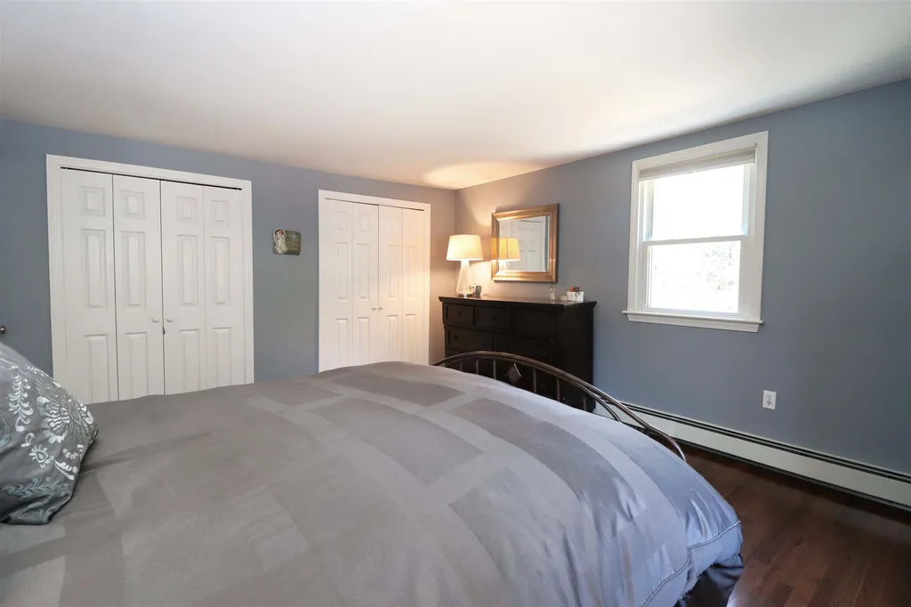 5 Blossom Road Windham NH 03087