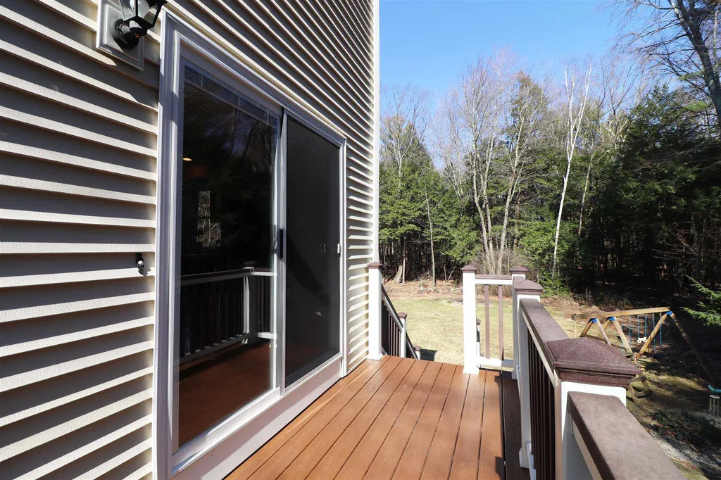 5 Blossom Road Windham NH 03087